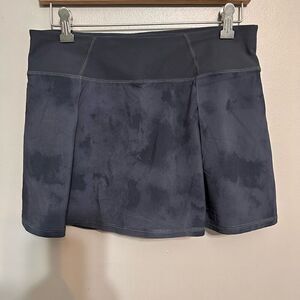 Lucy black gray skort size medium